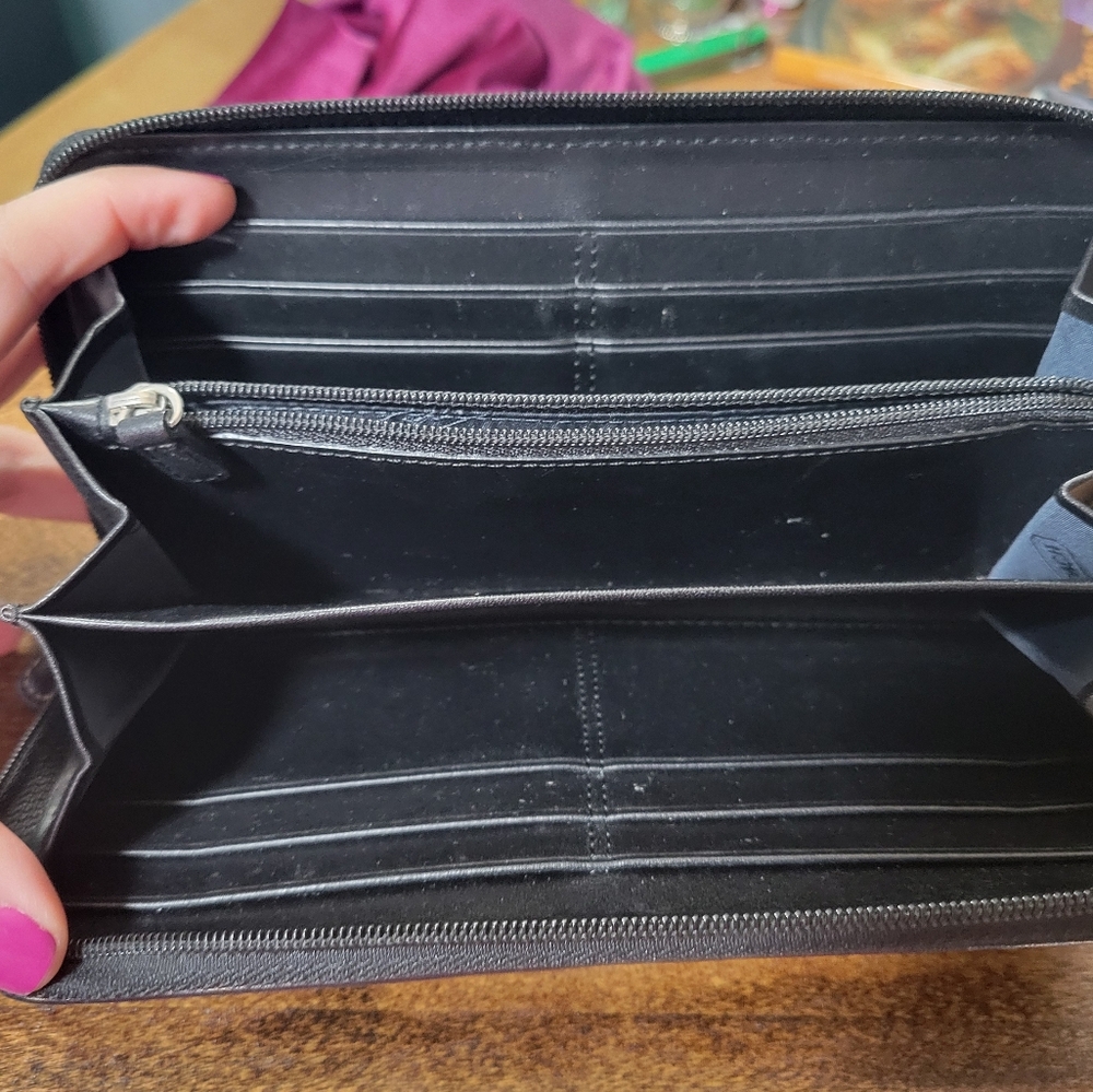 Coach Wallet - Picture 5 of 6